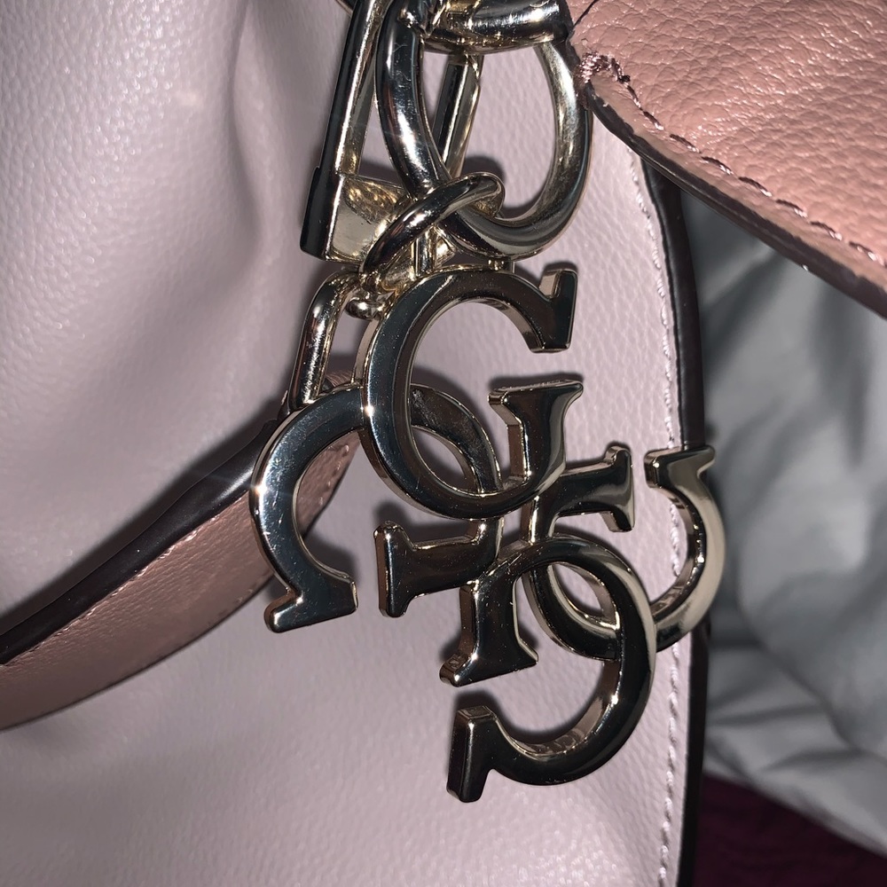 GUESS bag - Picture 4 of 8